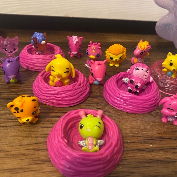 Hatchimal Mini Figurine Bundle of 27 - Picture 4 of 5